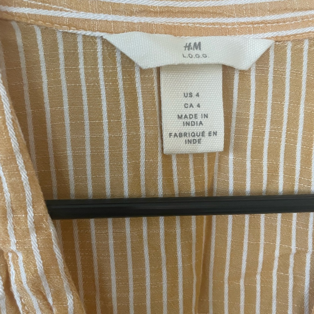 H&M peach colored tan wrap dress - Picture 3 of 4